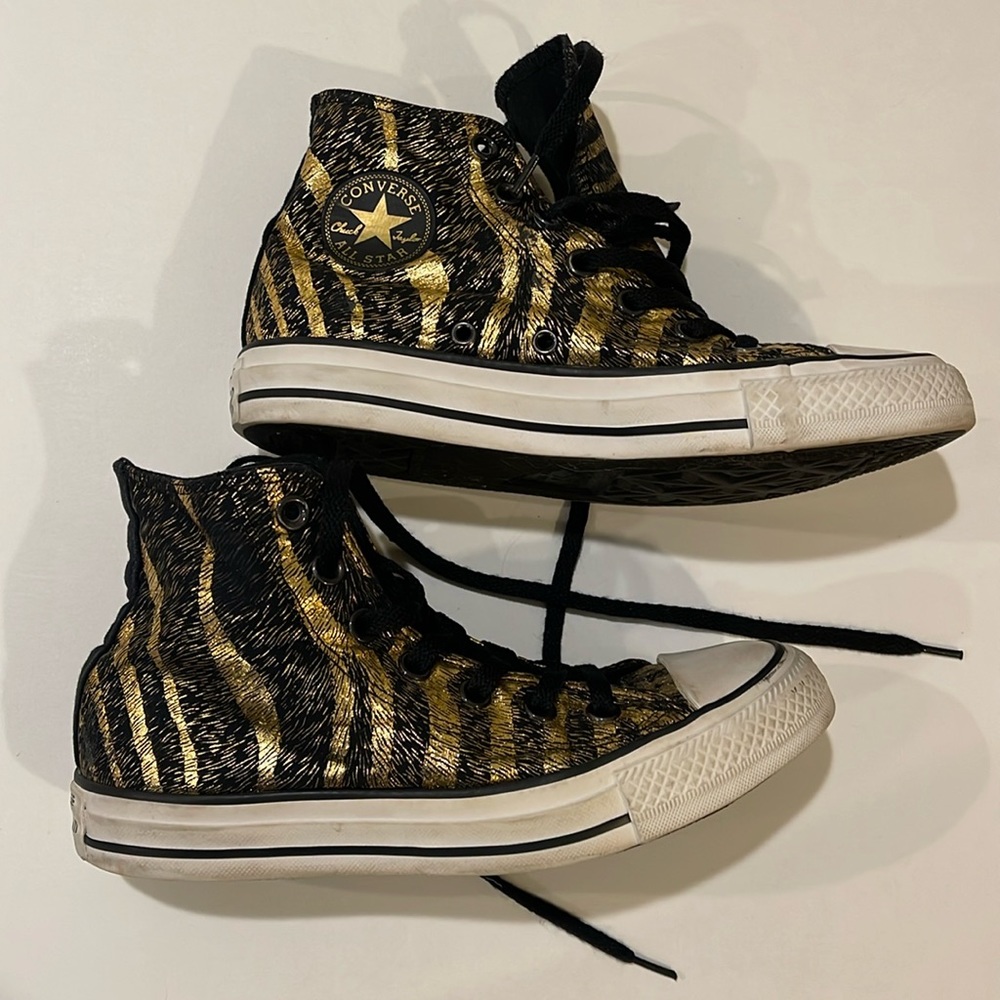 Converse All Star size 4 youth